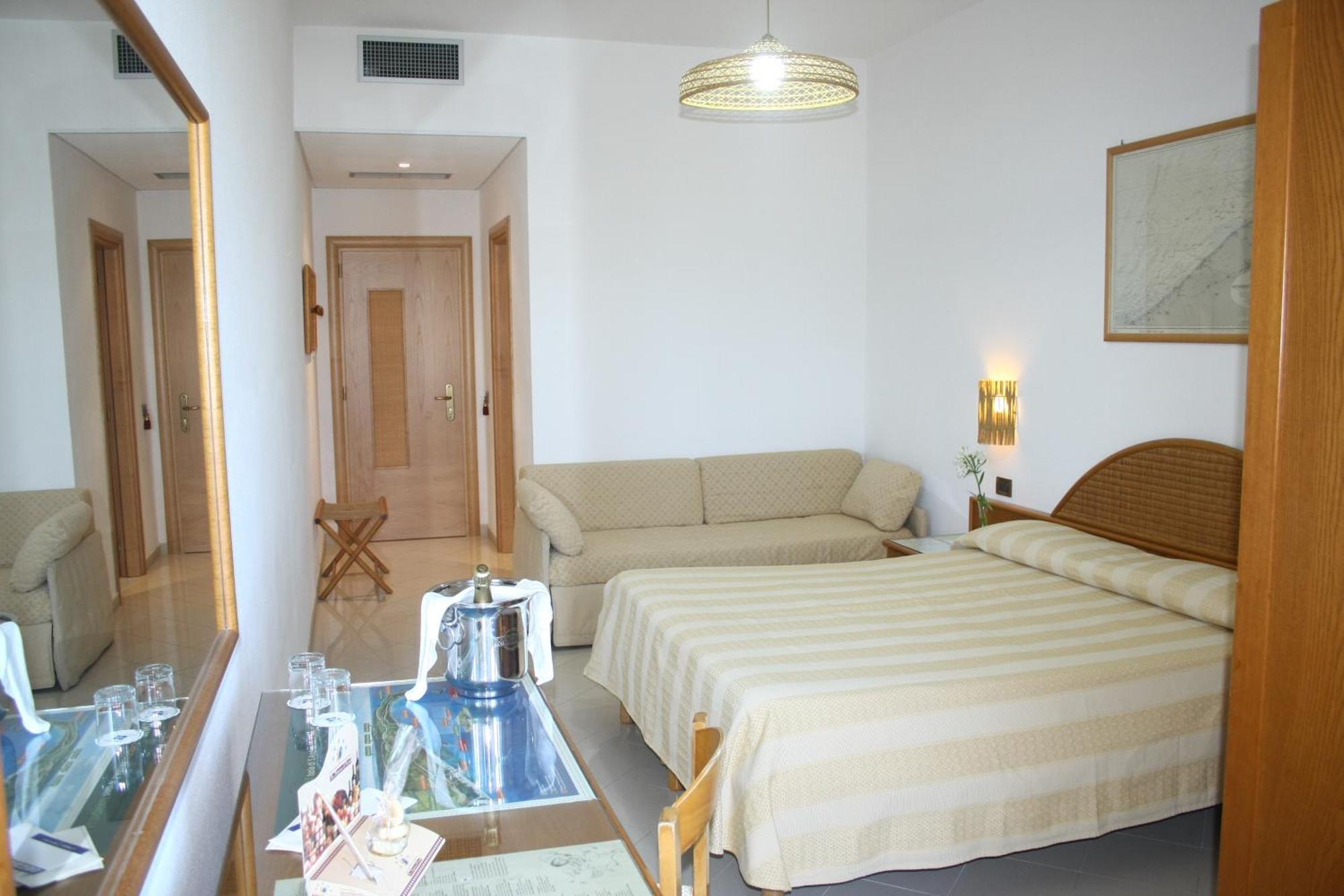 Ecoresort Le Sirene - Caroli Hotels Gallipoli Rom bilde